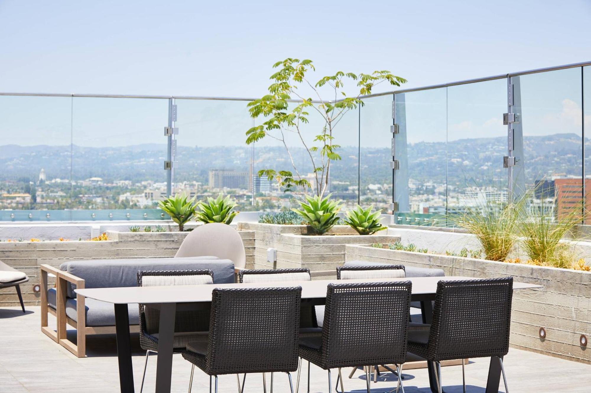 Ac Hotel By Marriott Beverly Hills Los Angeles Exteriör bild